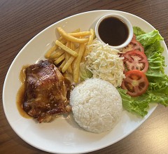 Cơm gà sốt Sing (Chicken Chop)